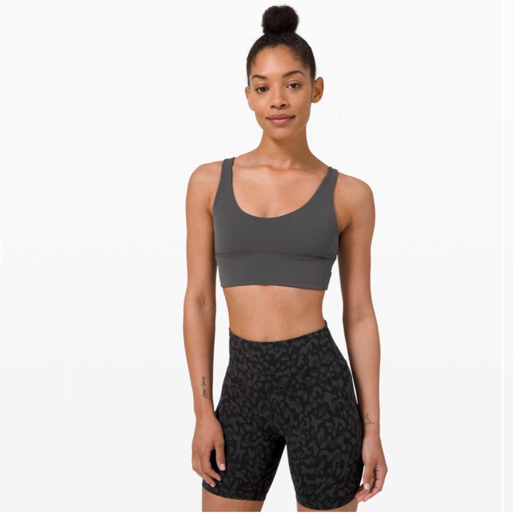 Lululemon Rejuvenate Bra Reversible Size 8